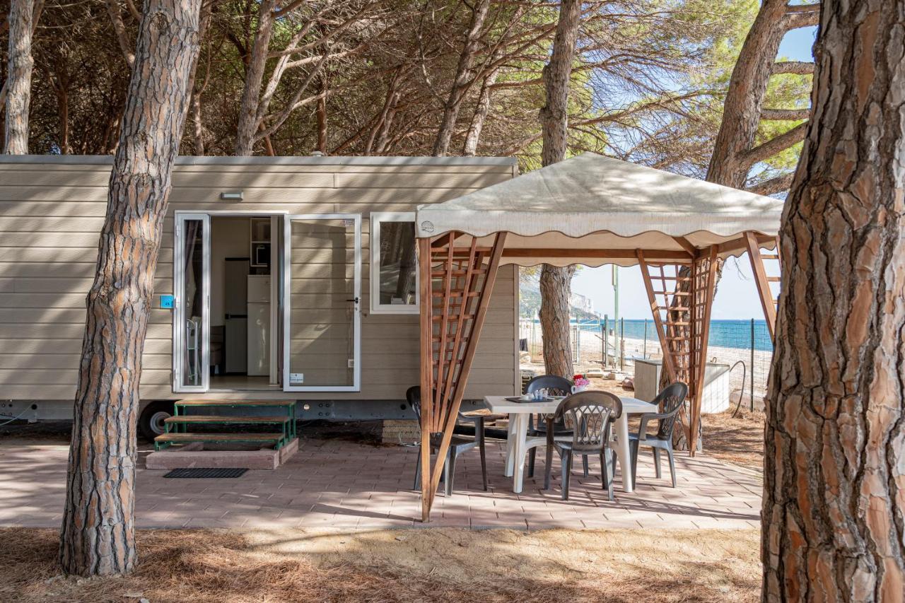 Camping&Village Le Cernie Lotzorai Extérieur photo