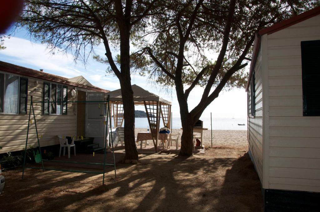 Camping&Village Le Cernie Lotzorai Extérieur photo